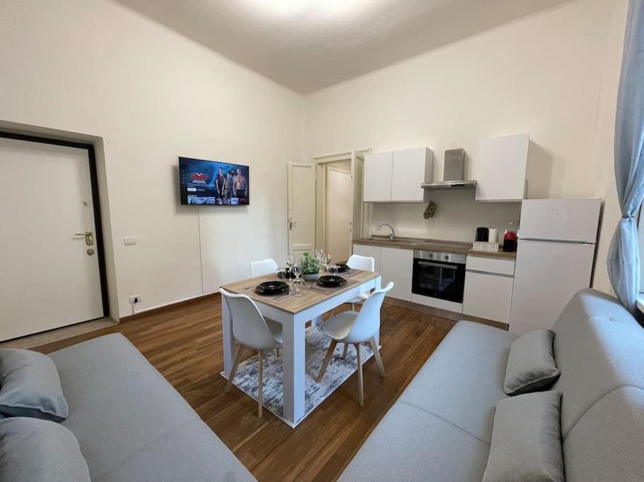 Bg Central President Suite Con Parcheggio - Vista Citta Alta Бергамо Екстер'єр фото